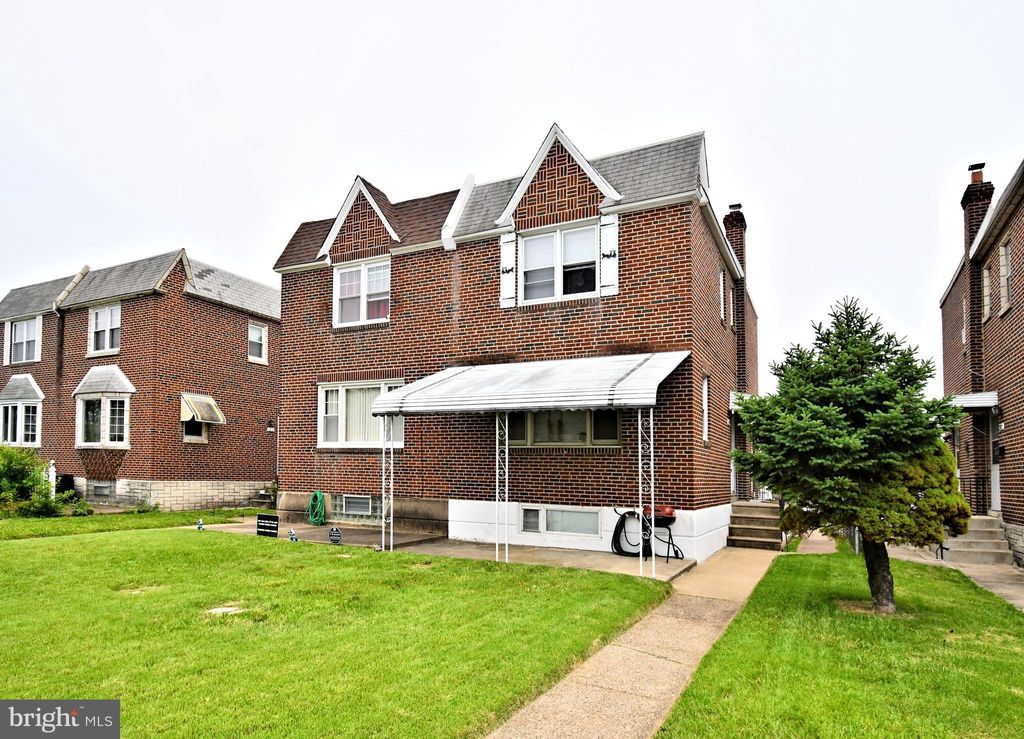 Photo of 7815 Horrocks Street, PHILADELPHIA, PA 19152 (MLS # PAPH2473166)