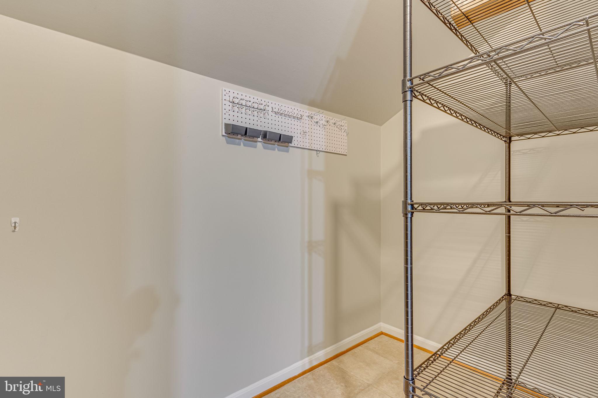 SUMMERHOUSE II CONDO - Residential Lease