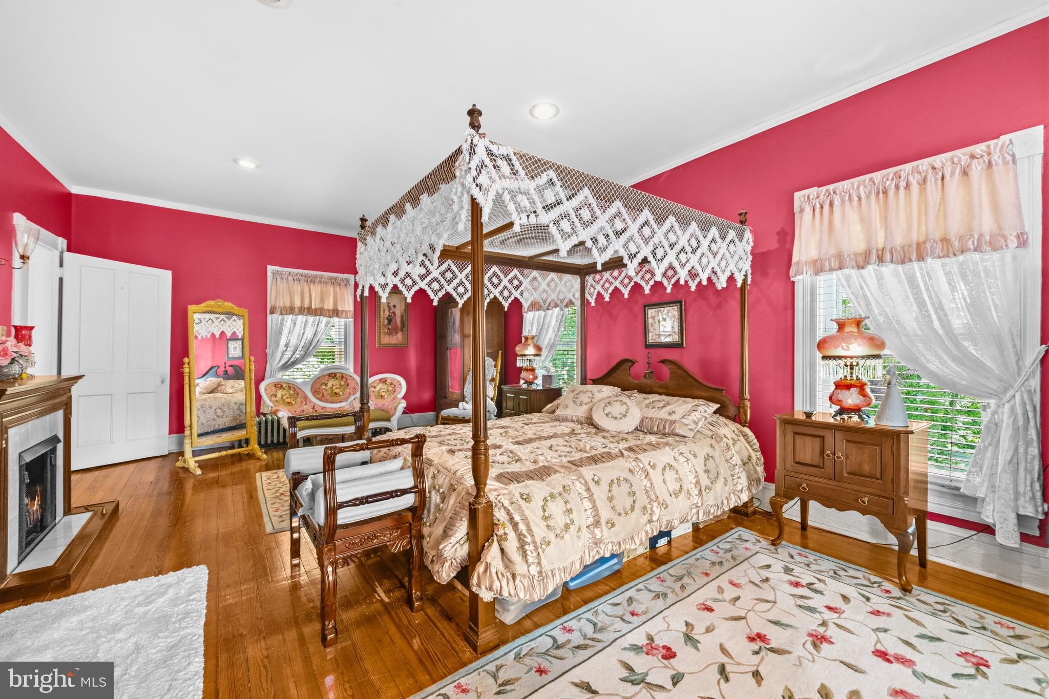 OLD TOWN MANASSAS - Residential