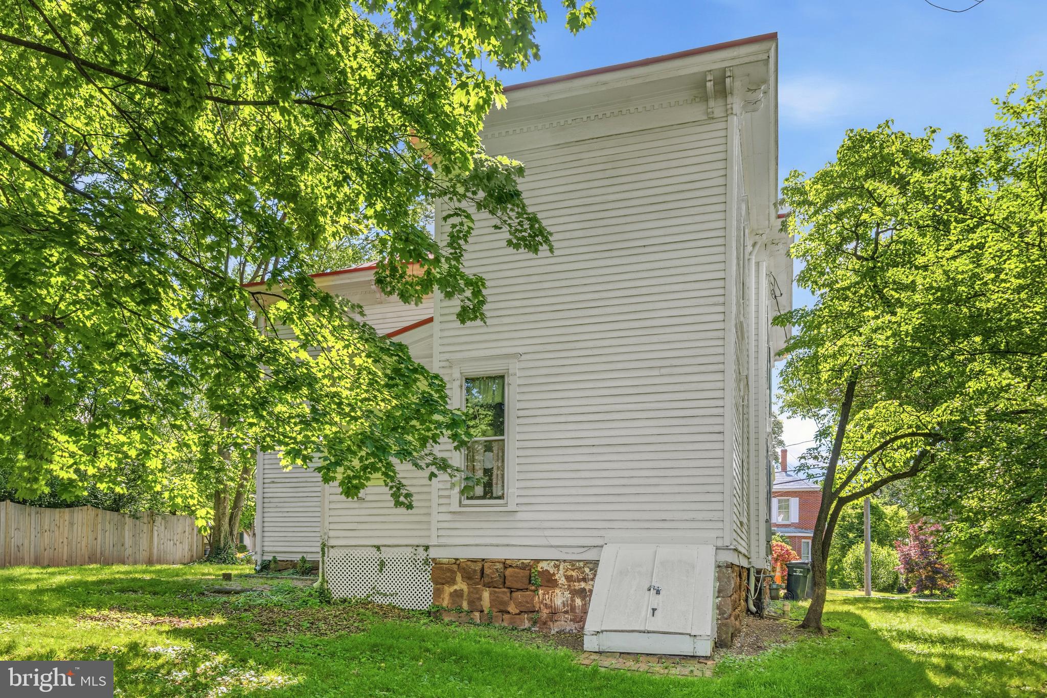 OLD TOWN MANASSAS - Residential