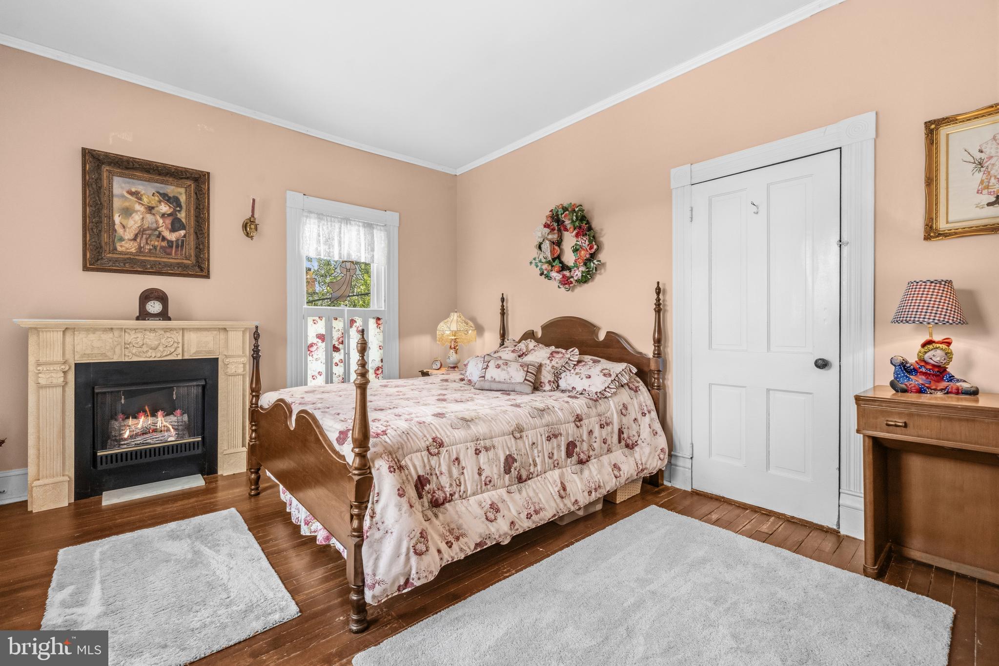 OLD TOWN MANASSAS - Residential