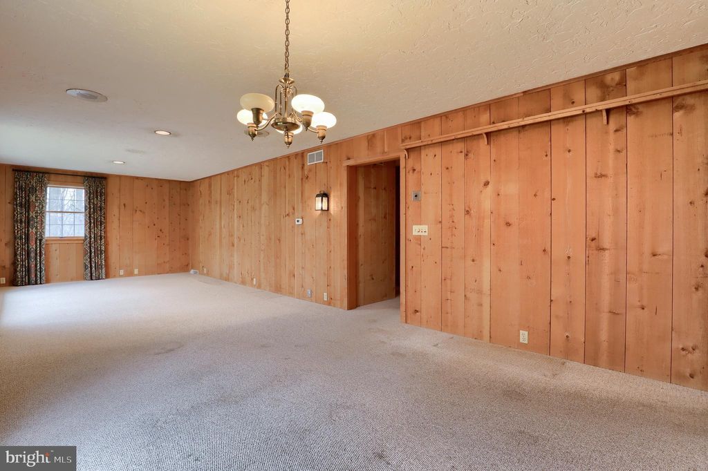 Photo of 33 LAUREL HILL DR, QUARRYVILLE, PA 17566 (MLS # PALA2031596)