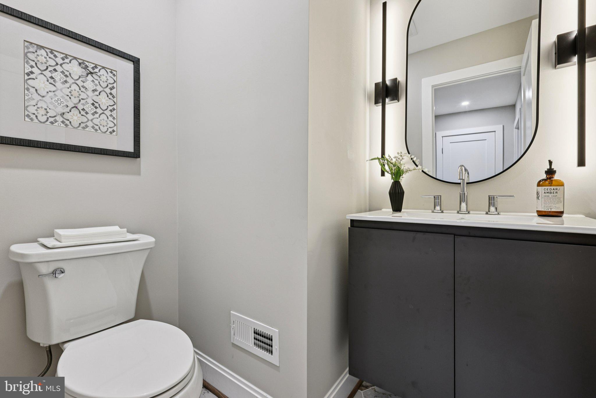 LAKE BARCROFT CLOISTERS - Residential