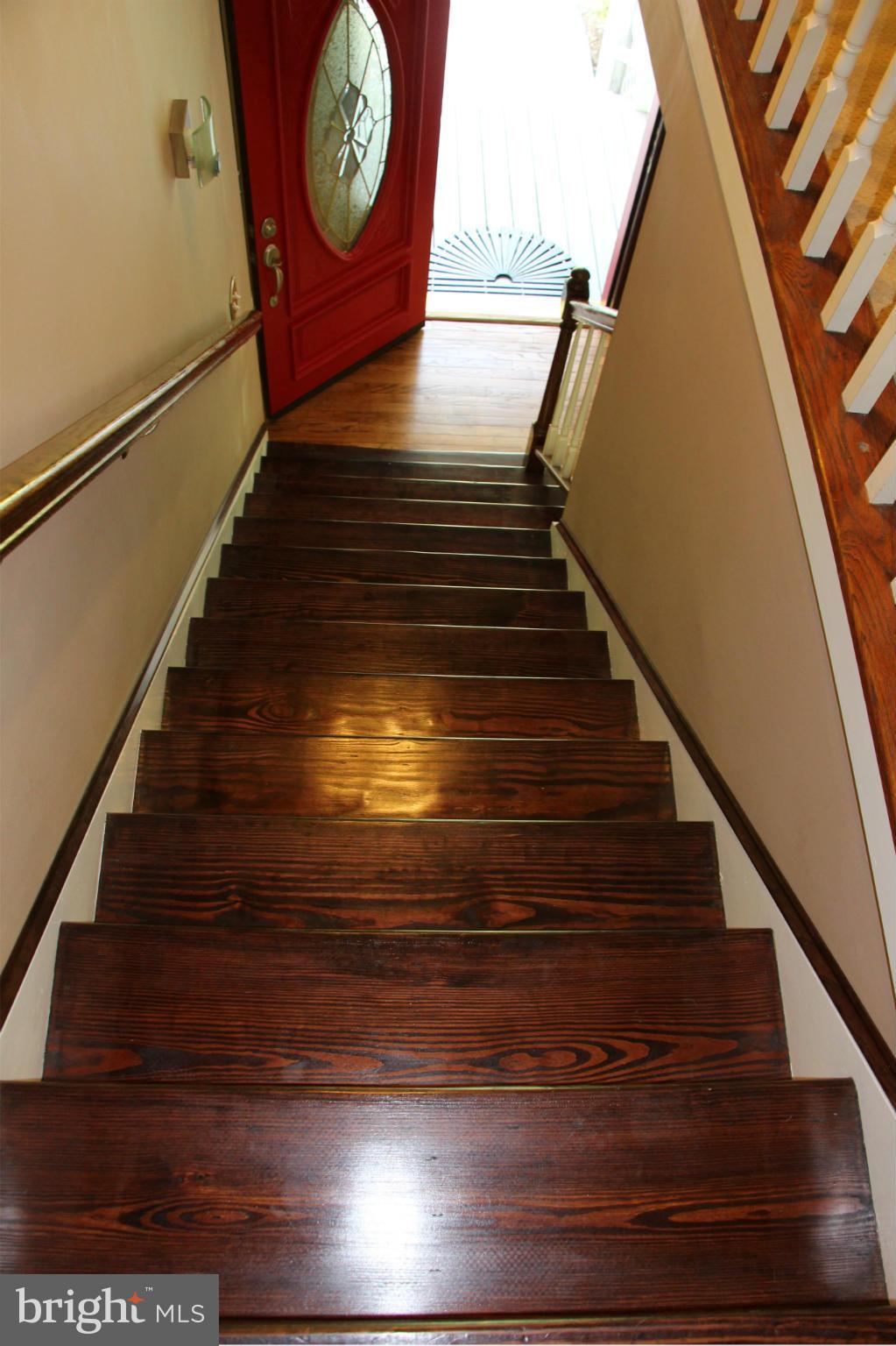 GUNSTON MANOR - Residential