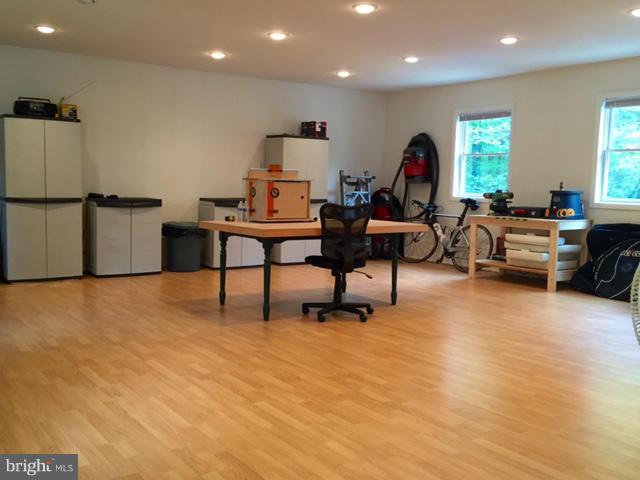 GUNSTON MANOR - Residential