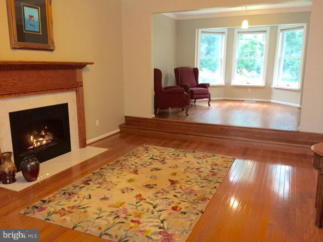 GUNSTON MANOR - Residential