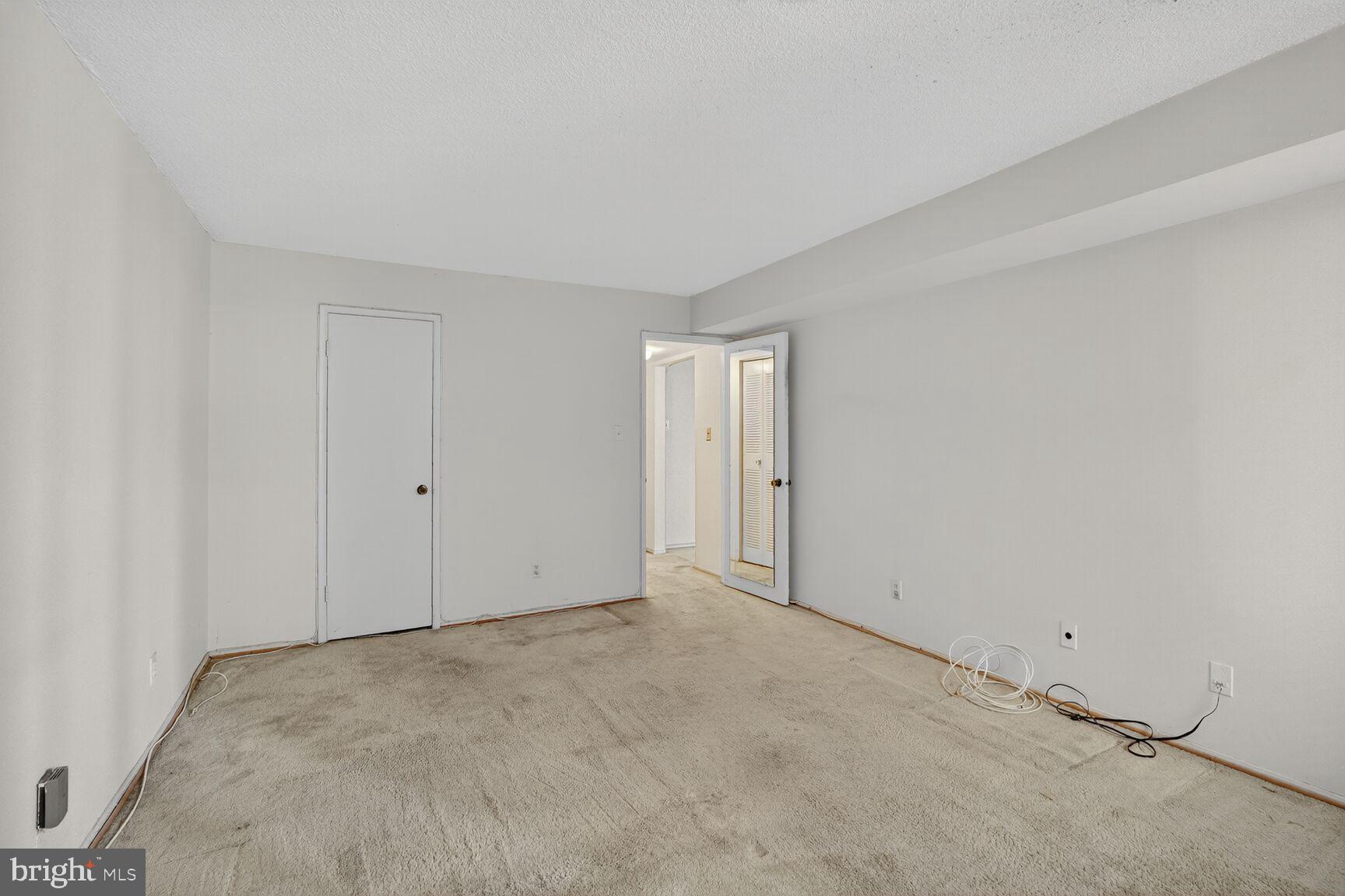 AMERICANA CENTRE - Residential