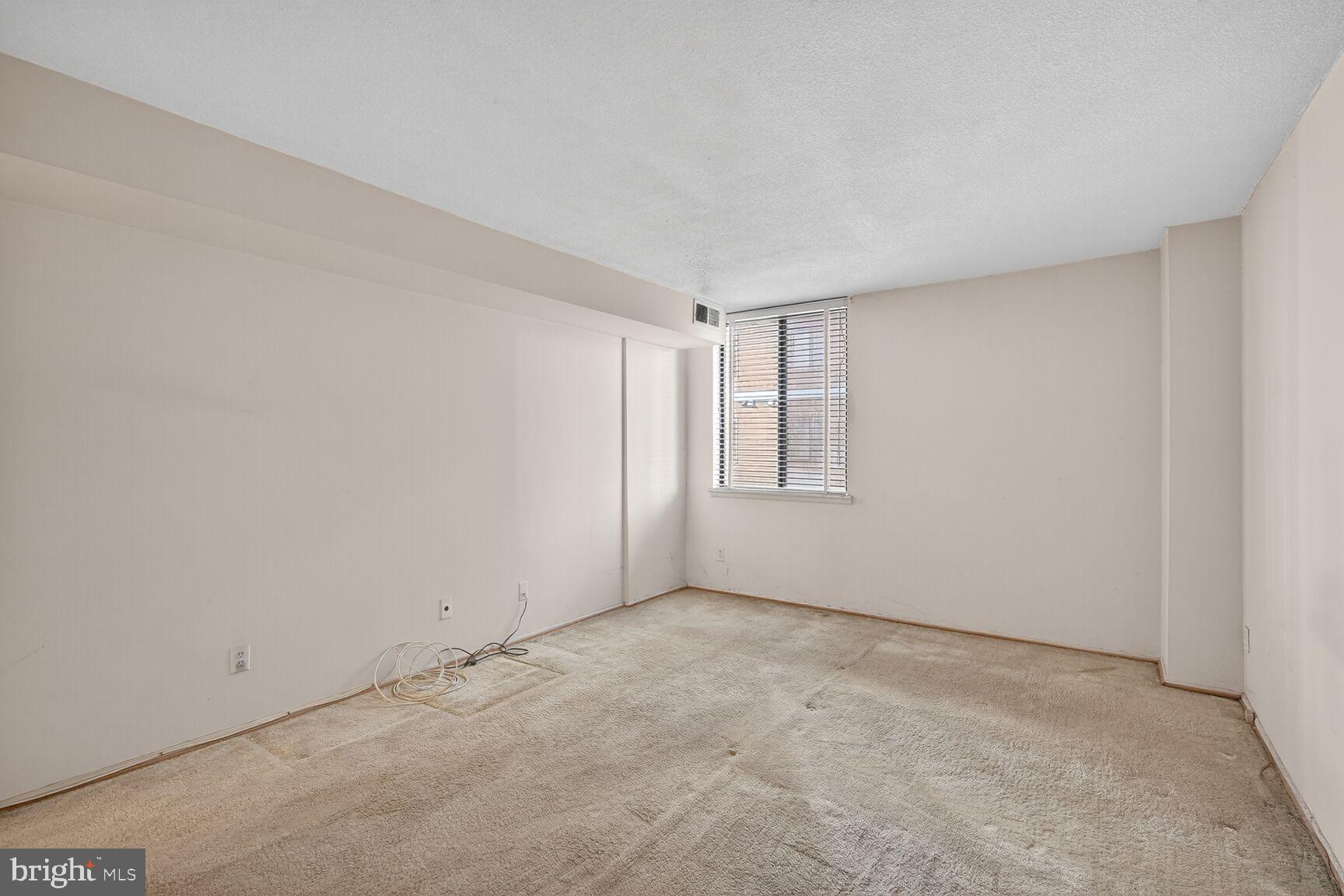 AMERICANA CENTRE - Residential