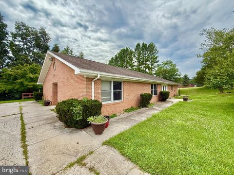 Homes For Sale - 139 Glover Drive<br/> Pendleton County, FRANKLIN, WV 26807