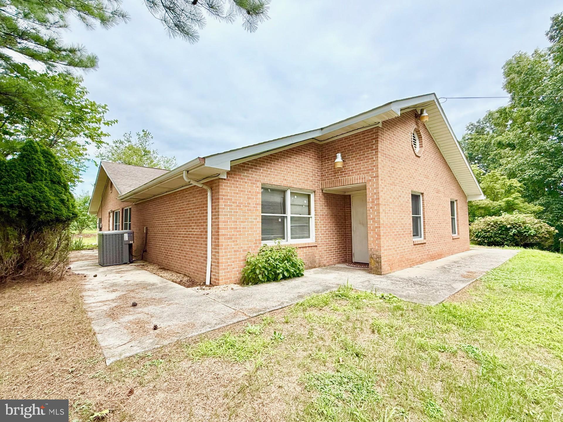 139 GLOVER DRIVE