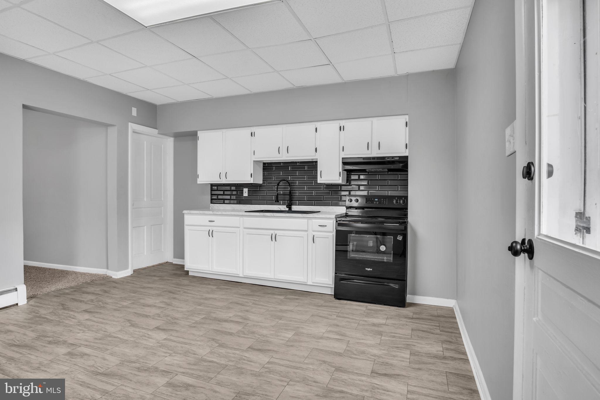 ELIZABETHVILLE - Residential