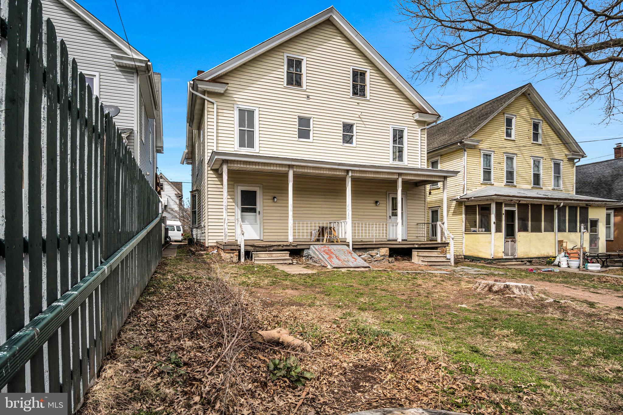 ELIZABETHVILLE - Residential