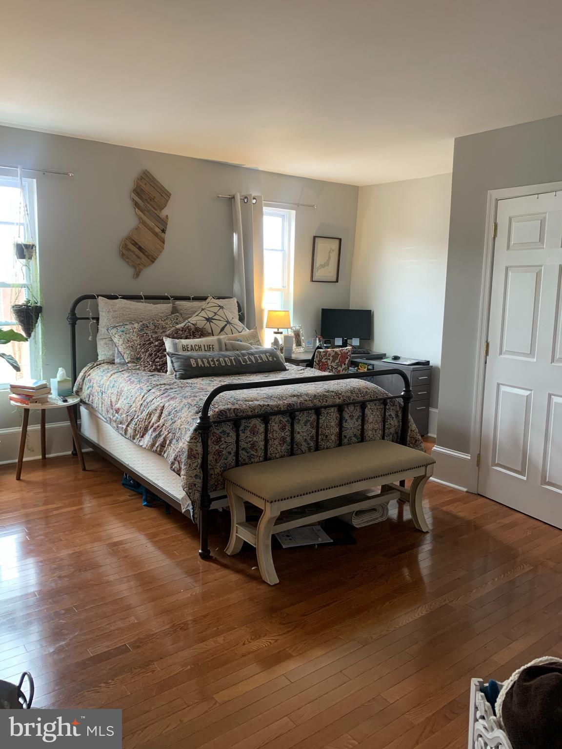 CENTER CITY - Residential Lease