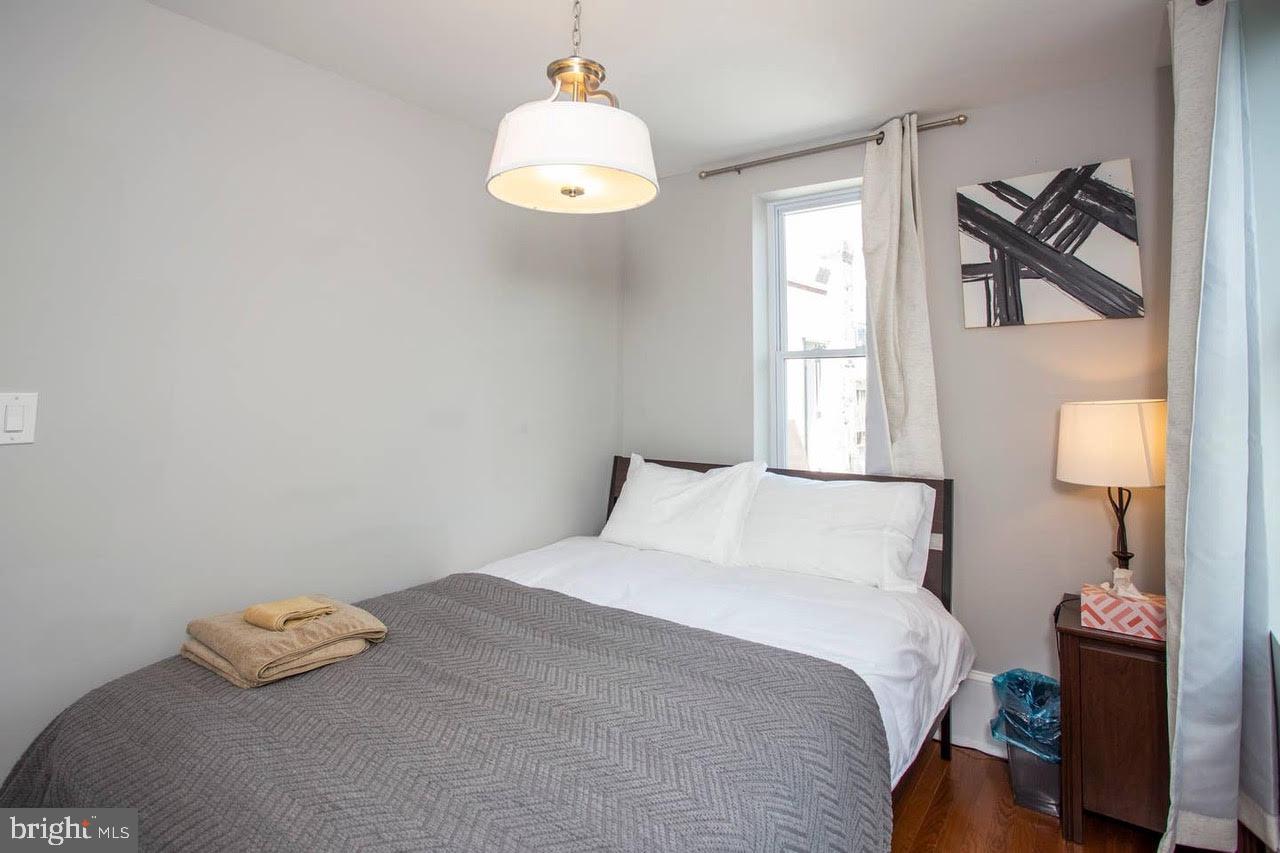 CENTER CITY - Residential Lease