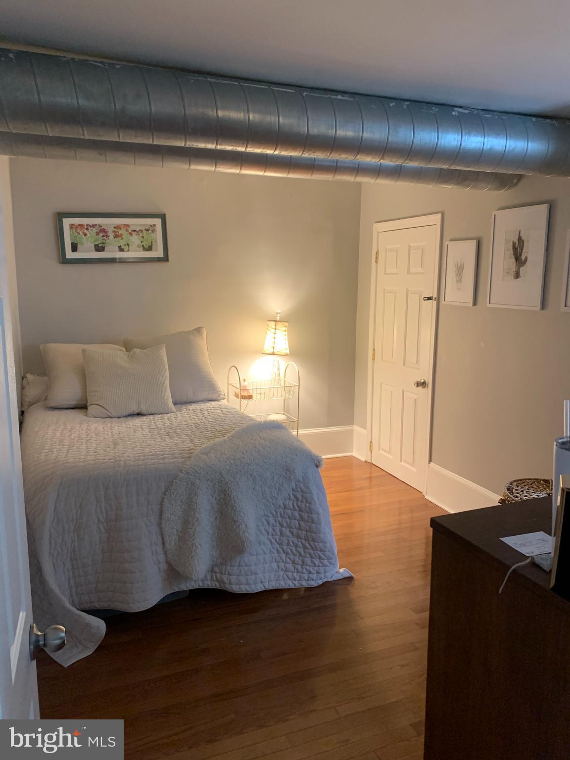 CENTER CITY - Residential Lease