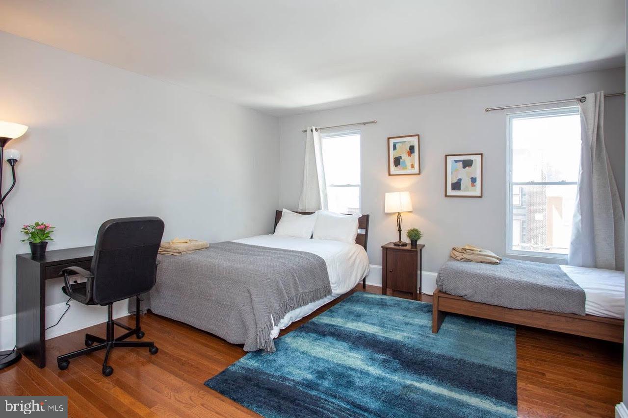 CENTER CITY - Residential Lease