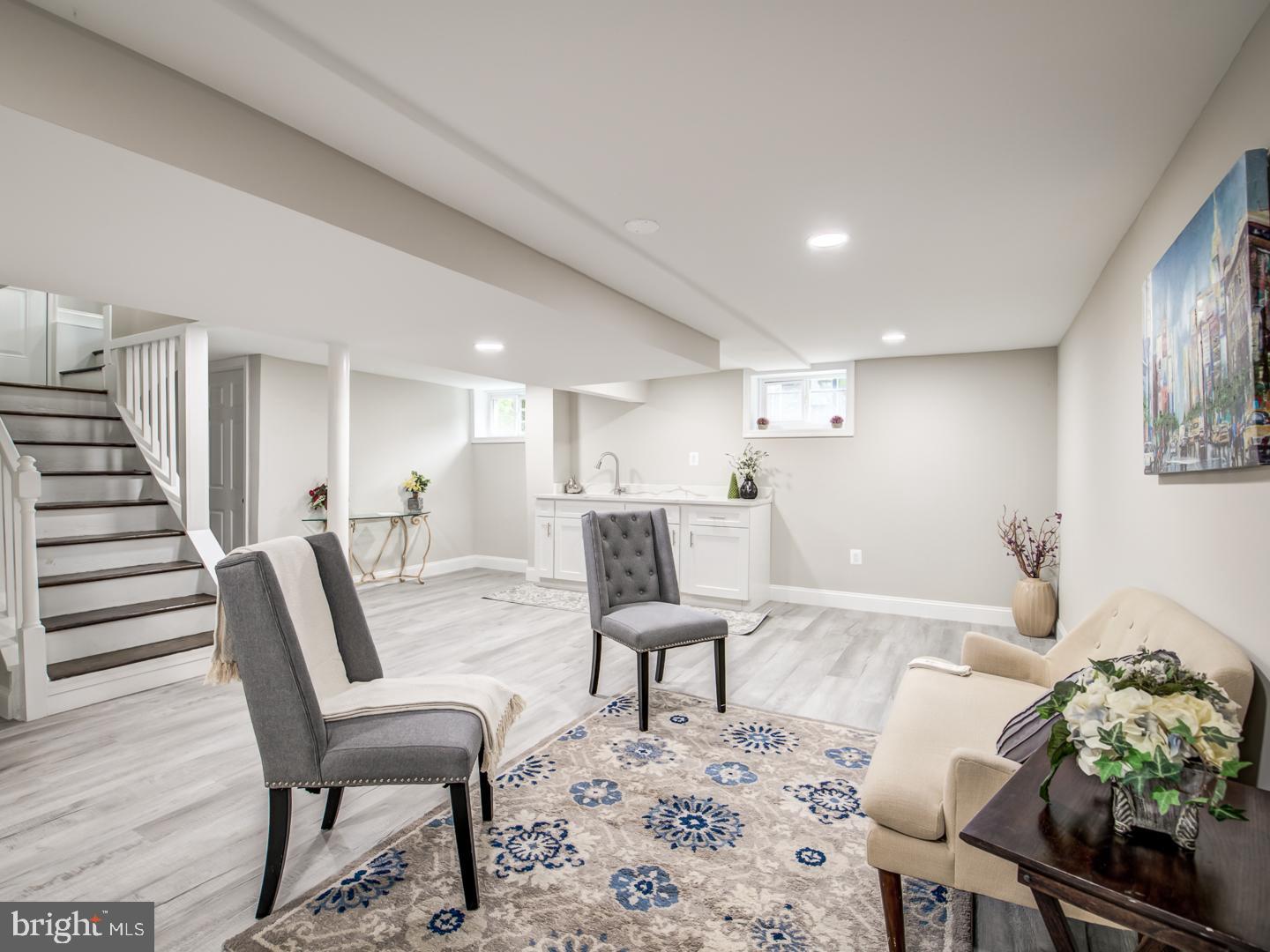 RIVERDALE PARK - Residential