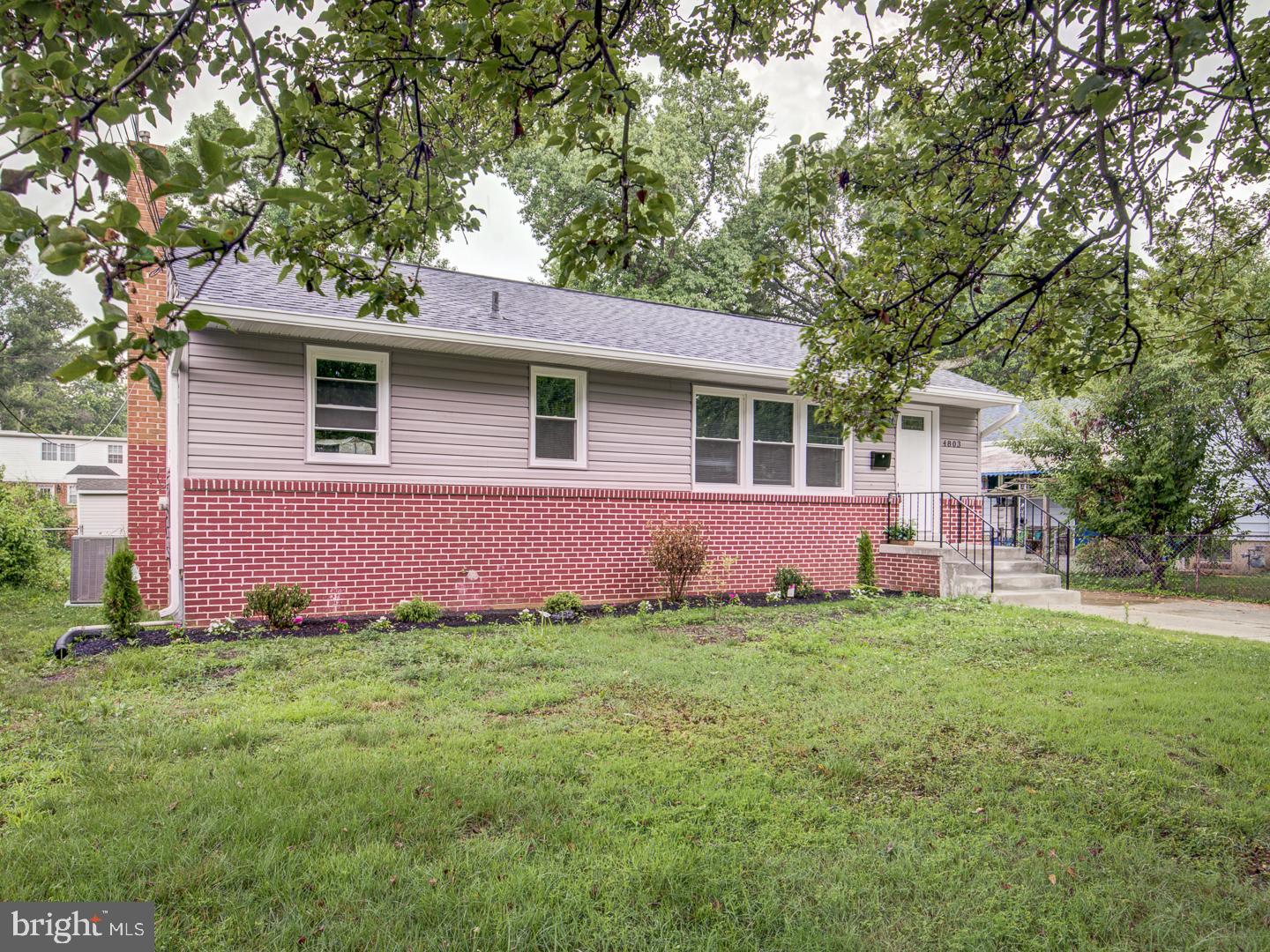 RIVERDALE PARK - Residential