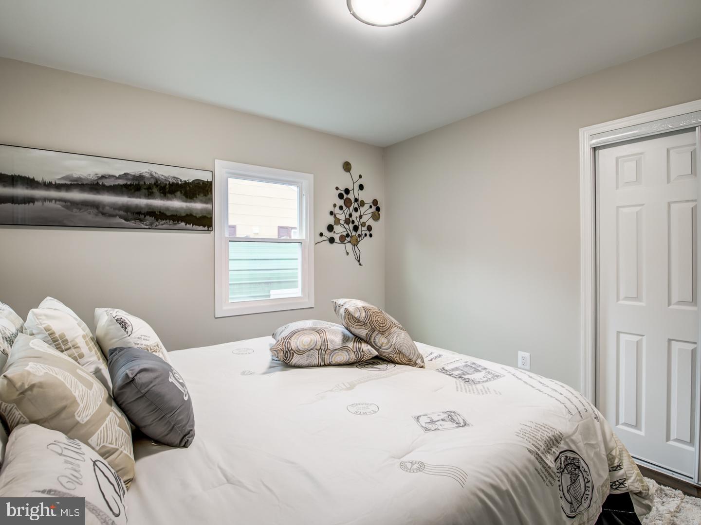 RIVERDALE PARK - Residential