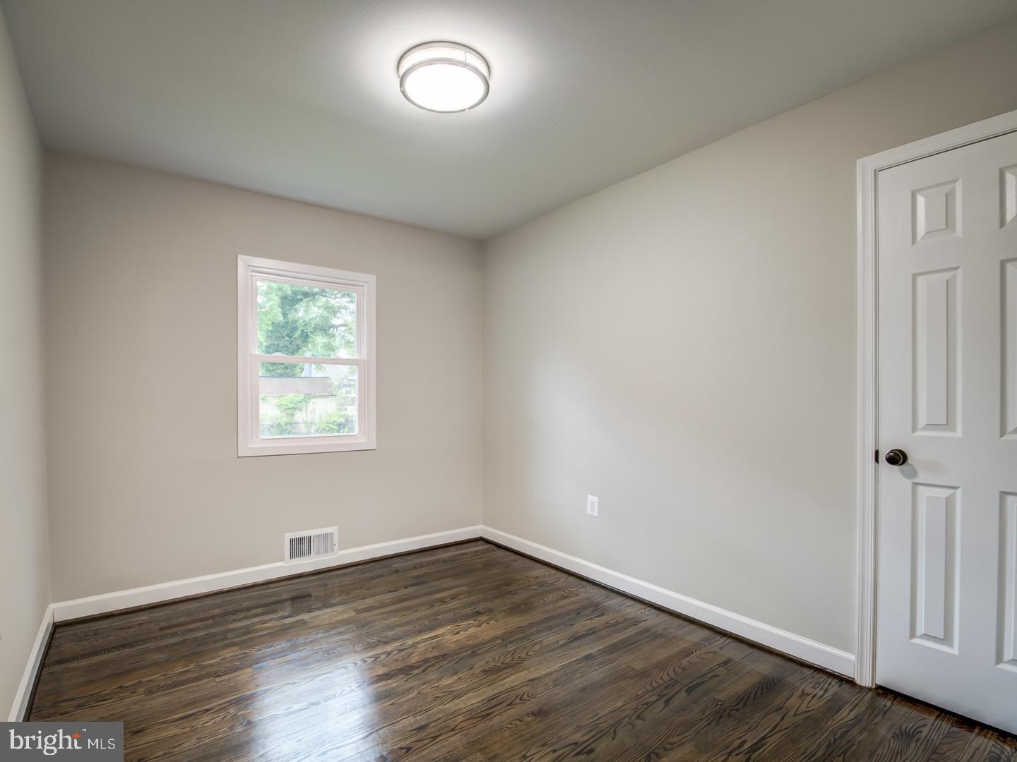 RIVERDALE PARK - Residential