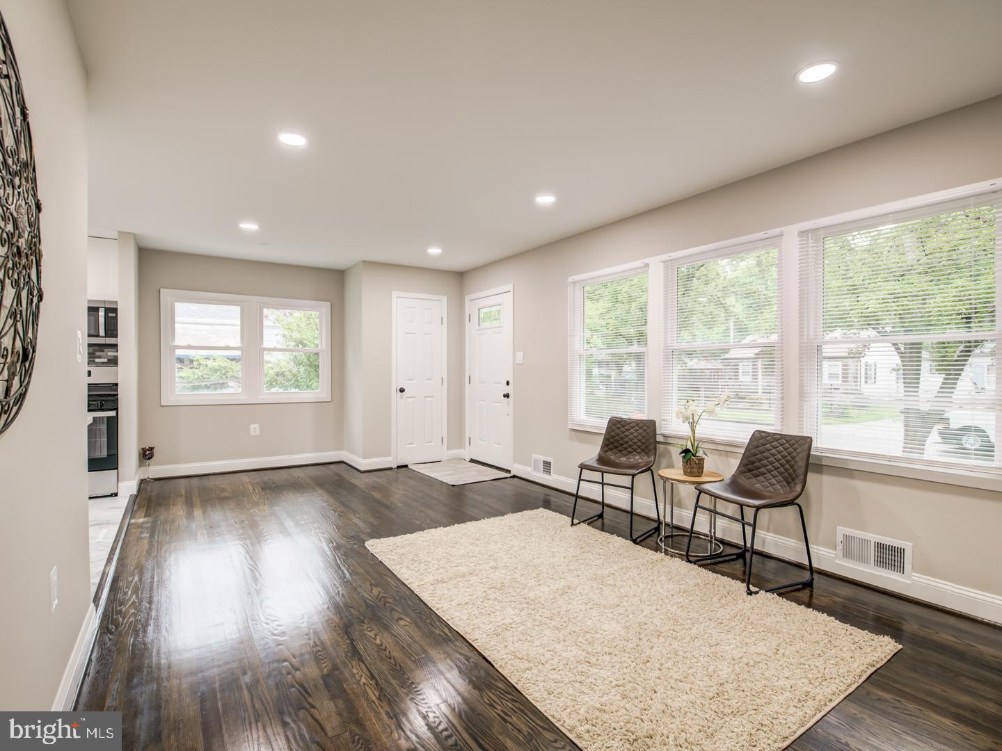 RIVERDALE PARK - Residential