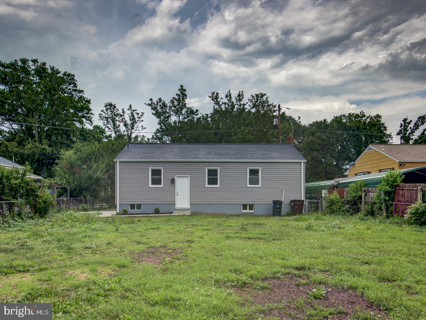 RIVERDALE PARK - Residential