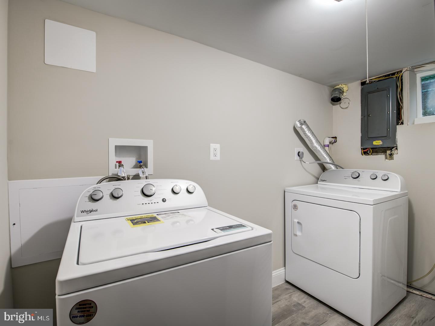 RIVERDALE PARK - Residential