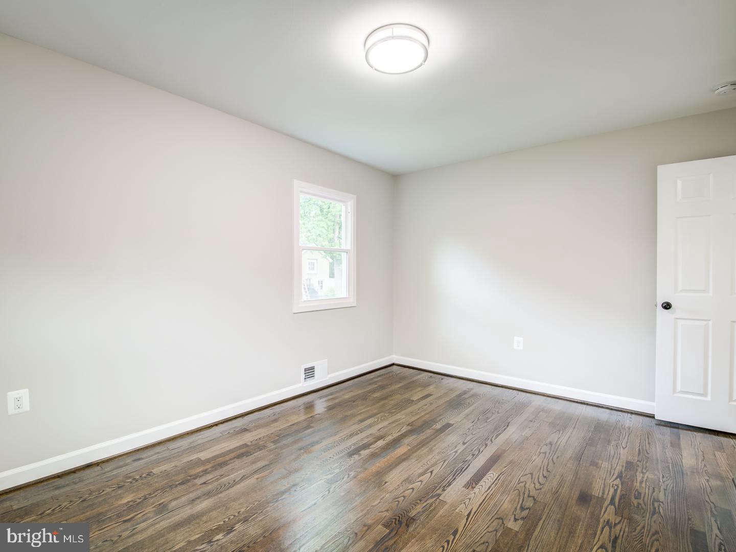 RIVERDALE PARK - Residential