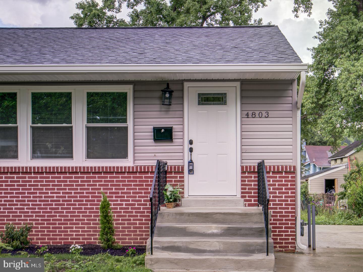 RIVERDALE PARK - Residential