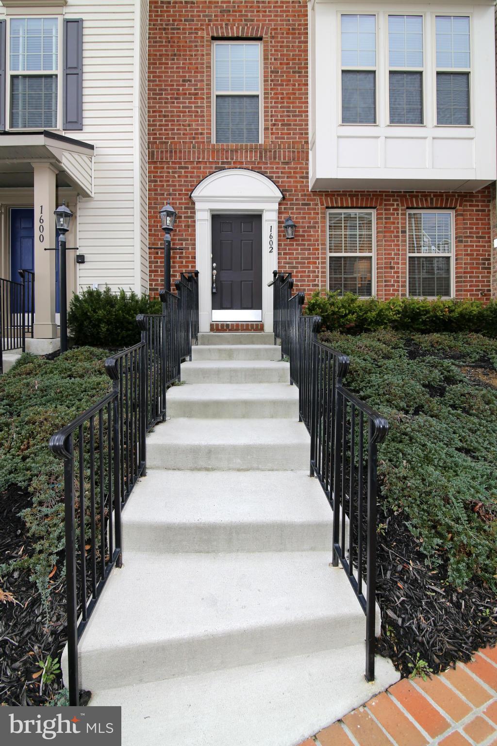 VISTAS AT OCCOQUAN - Residential