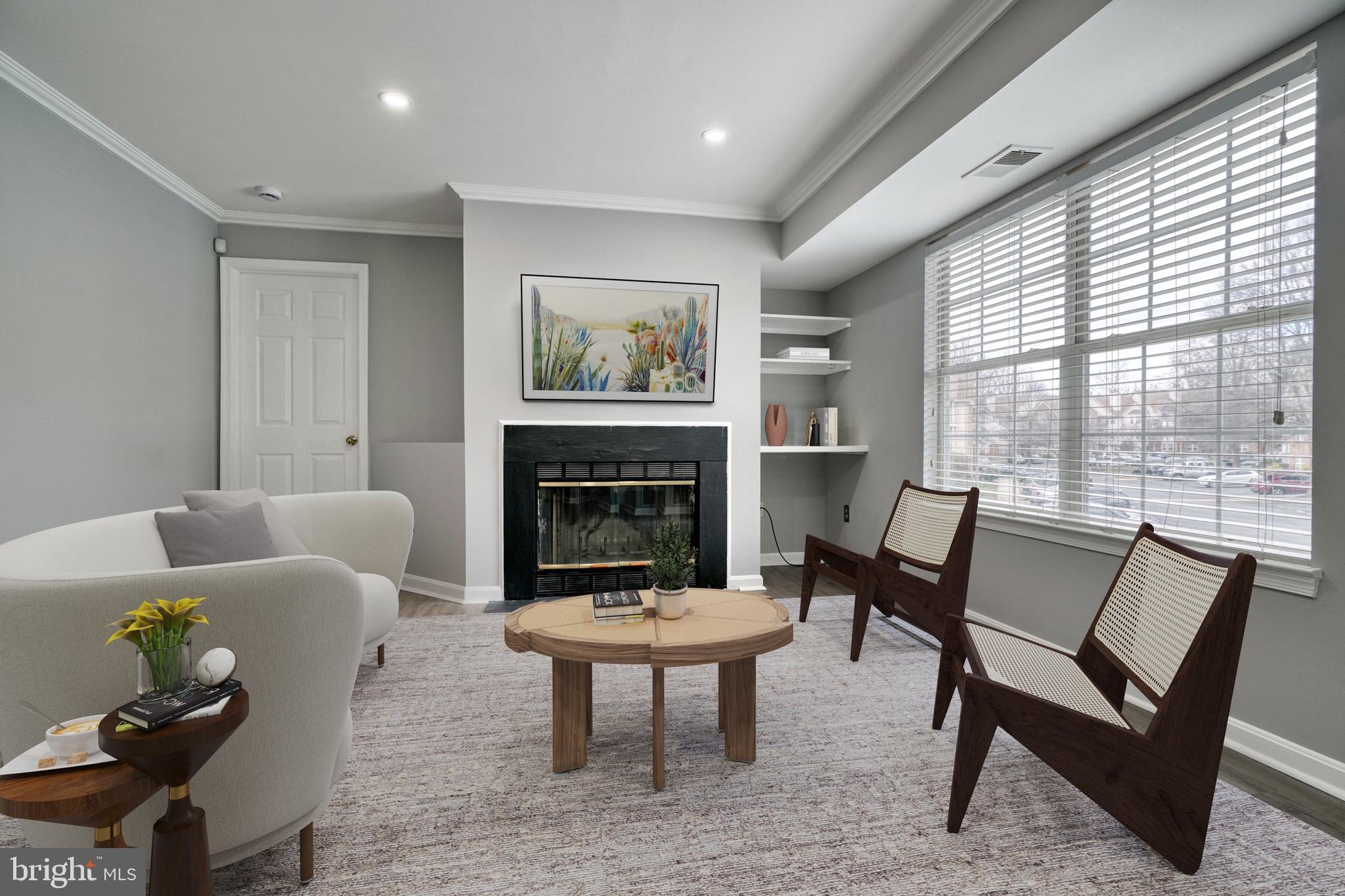 LAKE POINTE AT TOWN CENTER - Residential