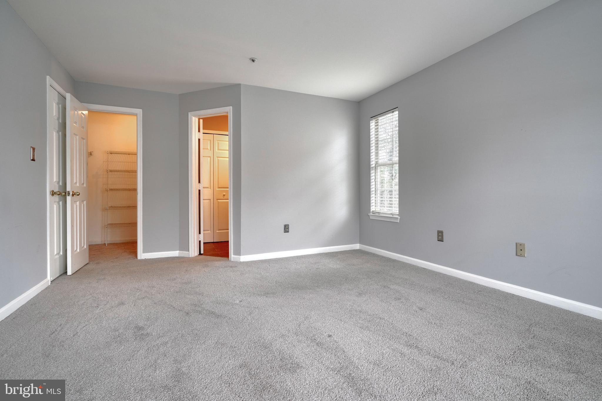 LAKE POINTE AT TOWN CENTER - Residential