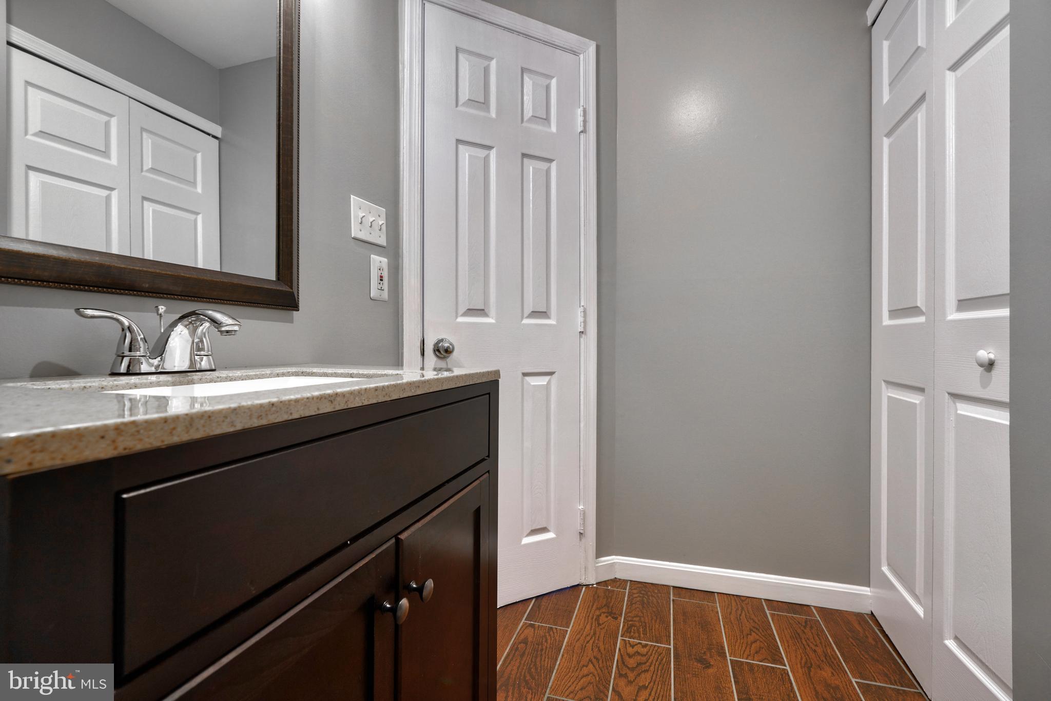 LAKE POINTE AT TOWN CENTER - Residential