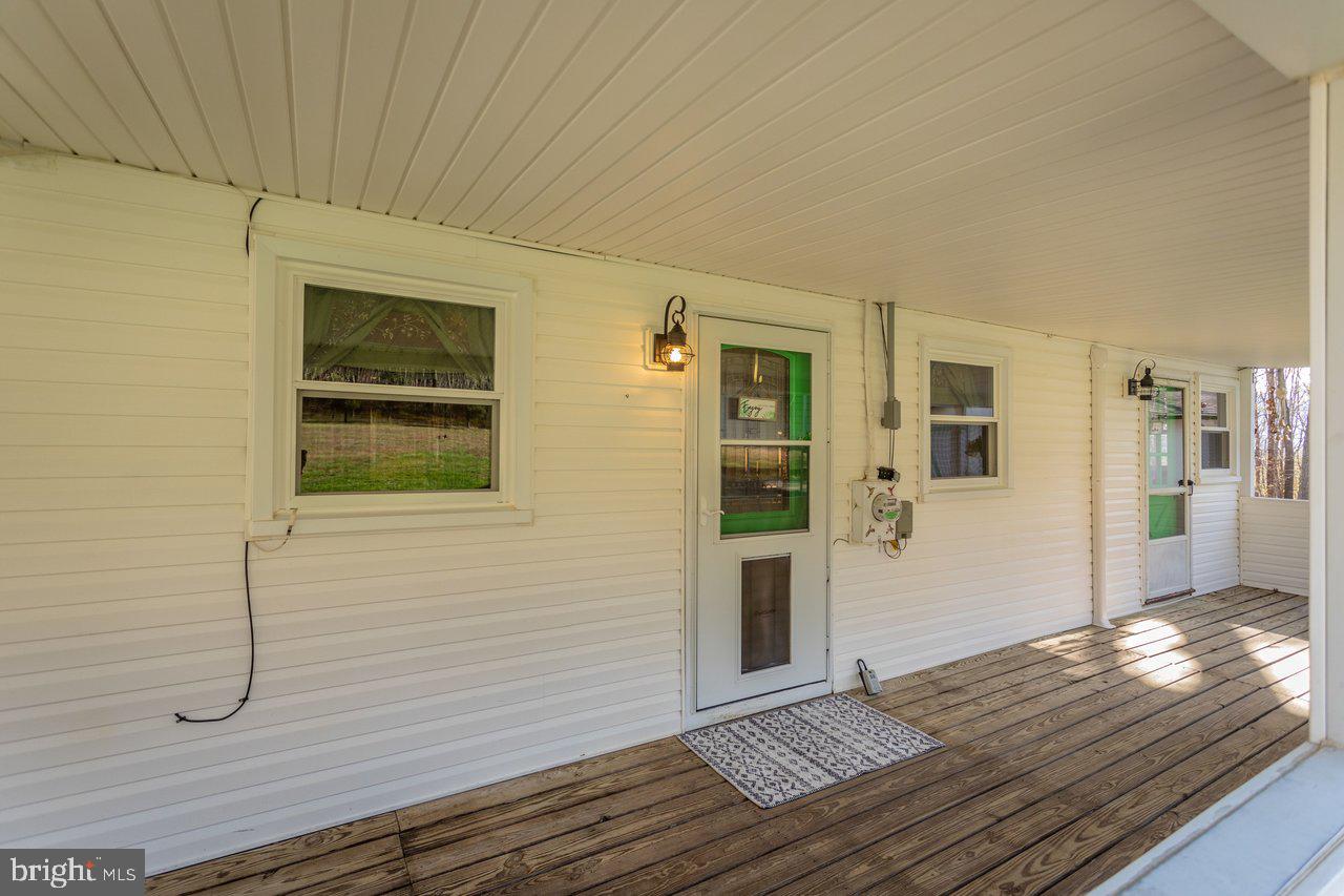 ROUND HEAD MOUNTAIN - Residential