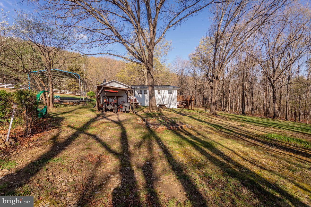 ROUND HEAD MOUNTAIN - Residential