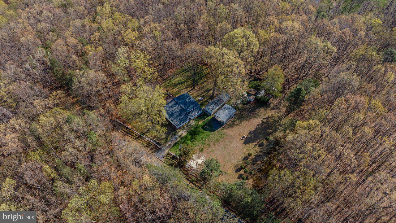ROUND HEAD MOUNTAIN - Residential
