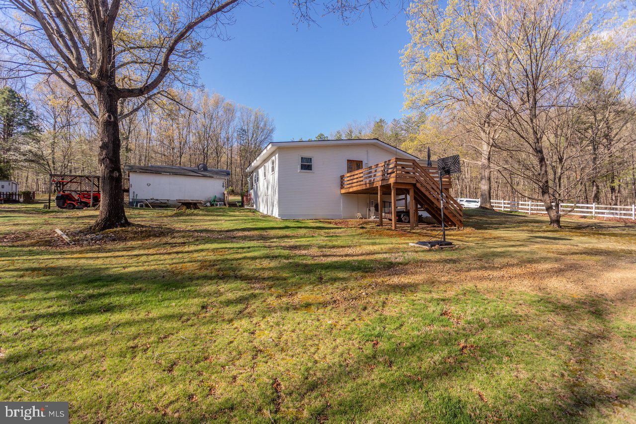 ROUND HEAD MOUNTAIN - Residential