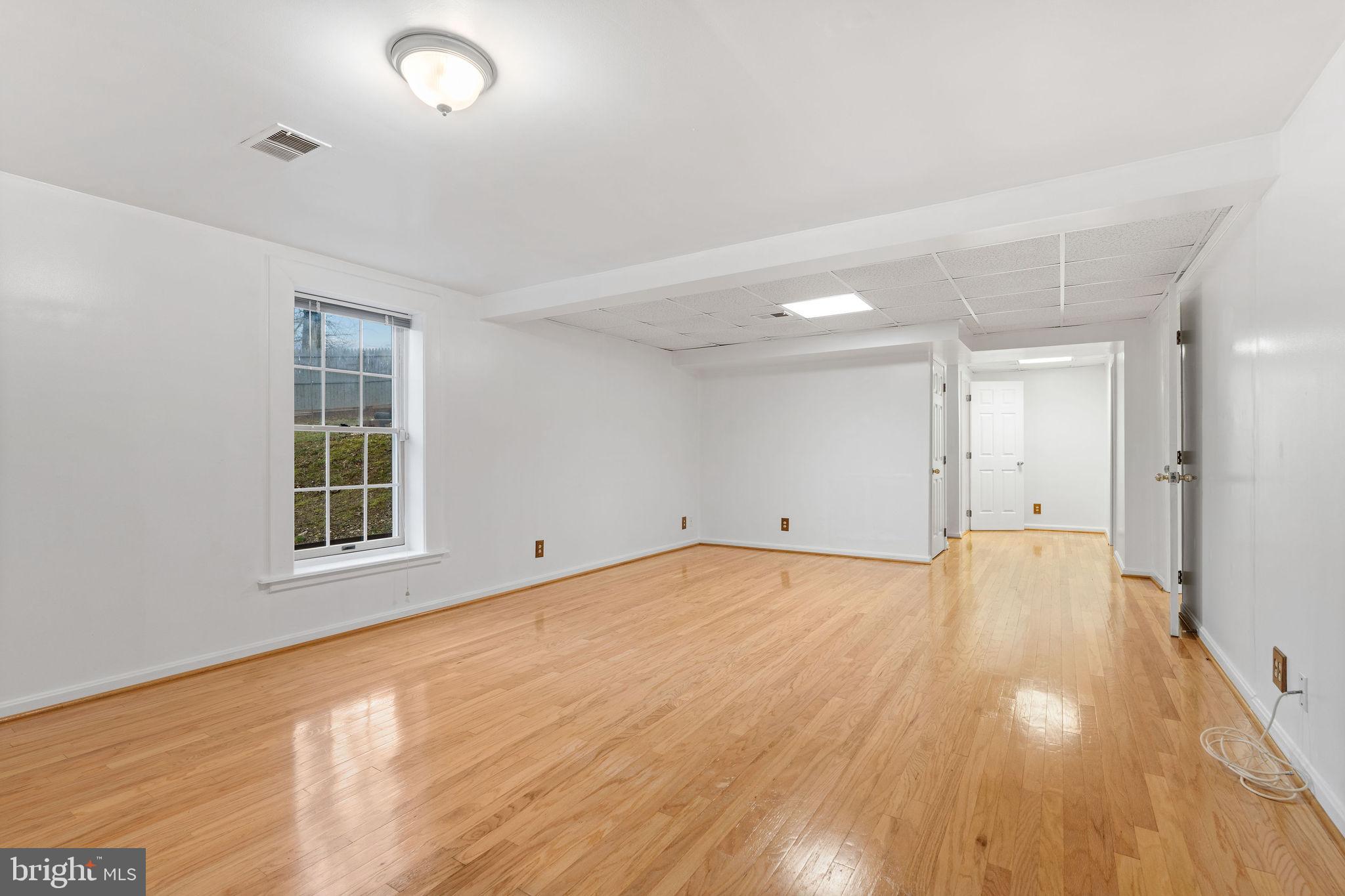 MEADOW WOODS - Residential