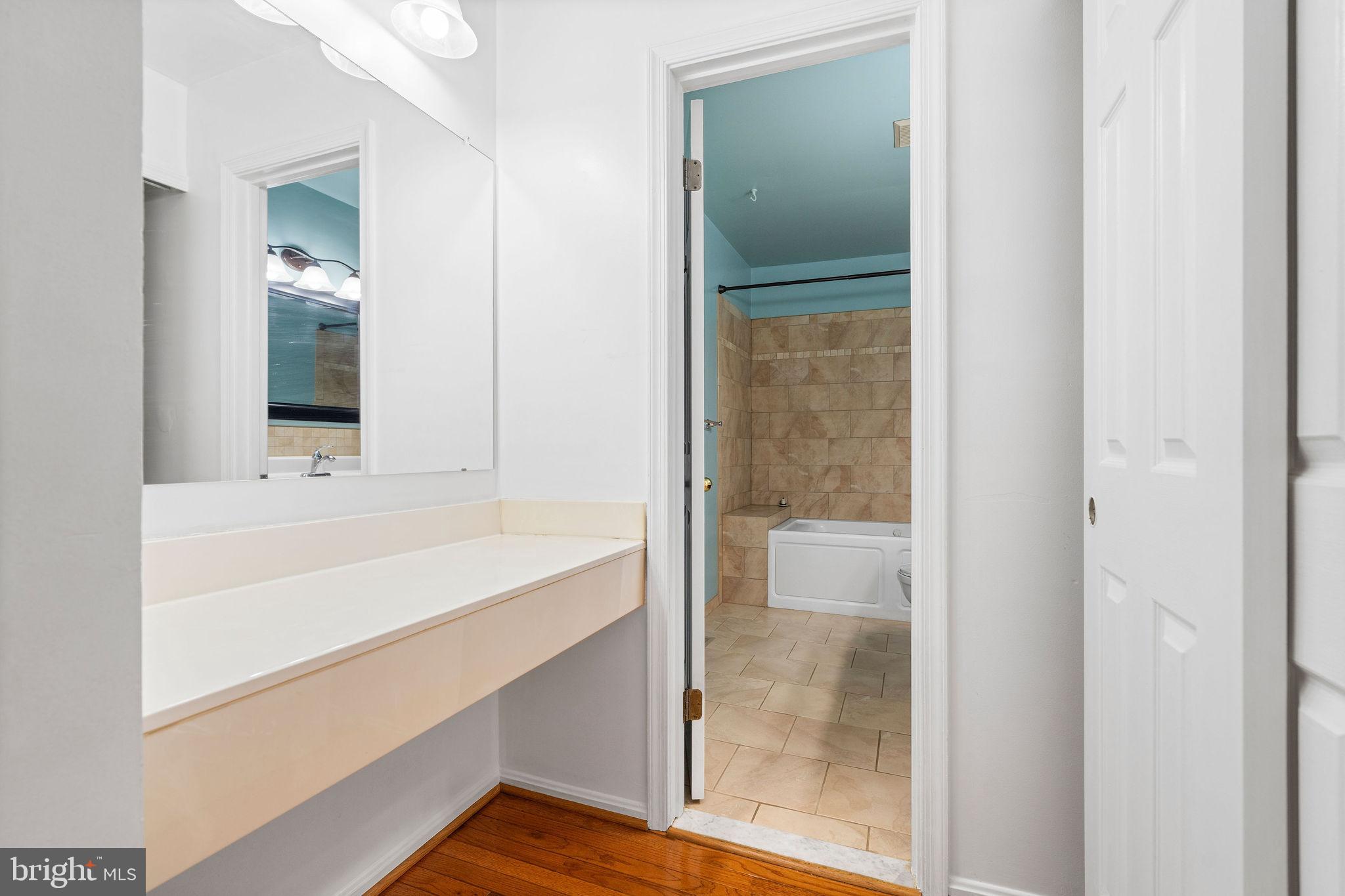 MEADOW WOODS - Residential