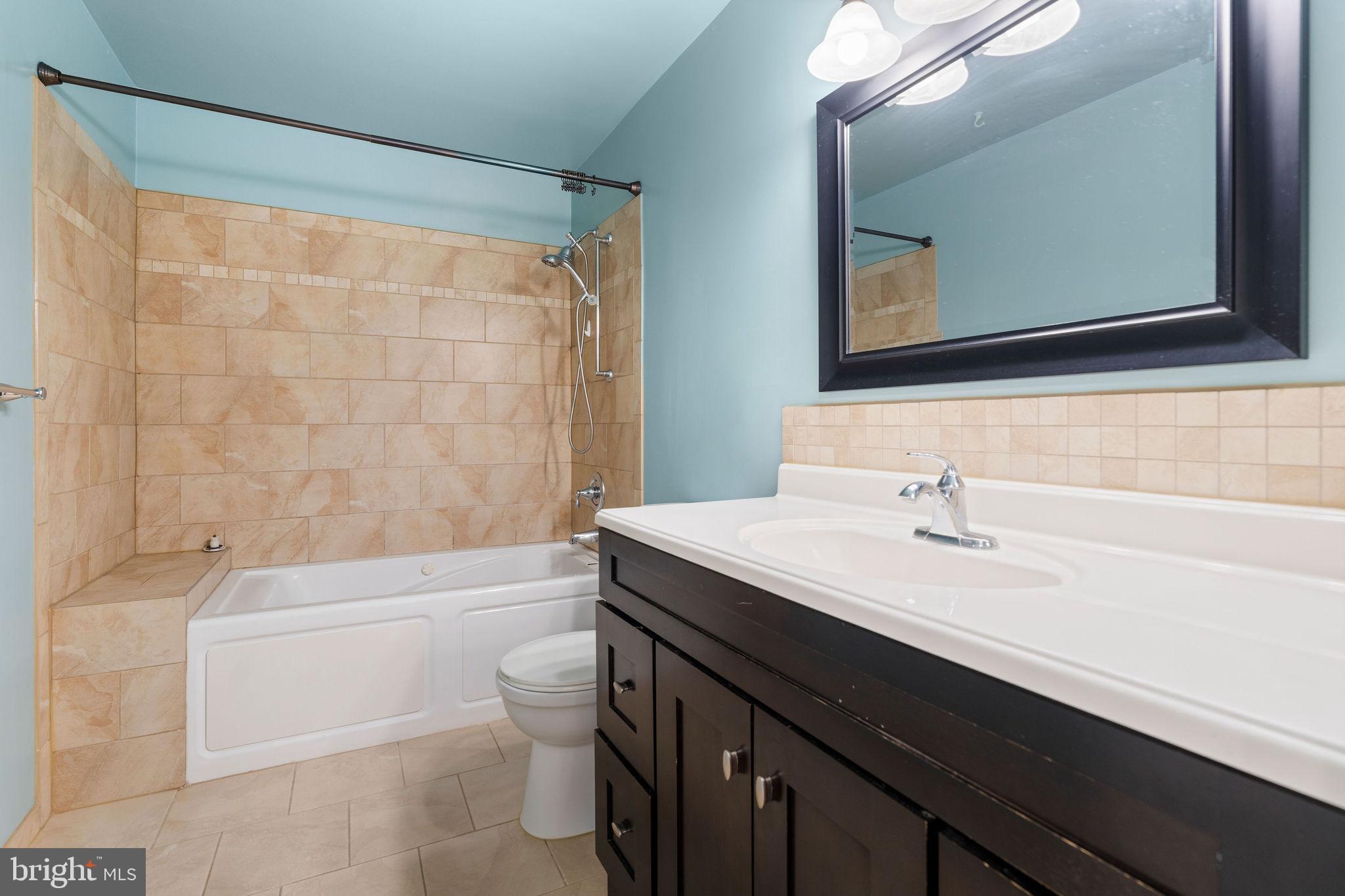 MEADOW WOODS - Residential