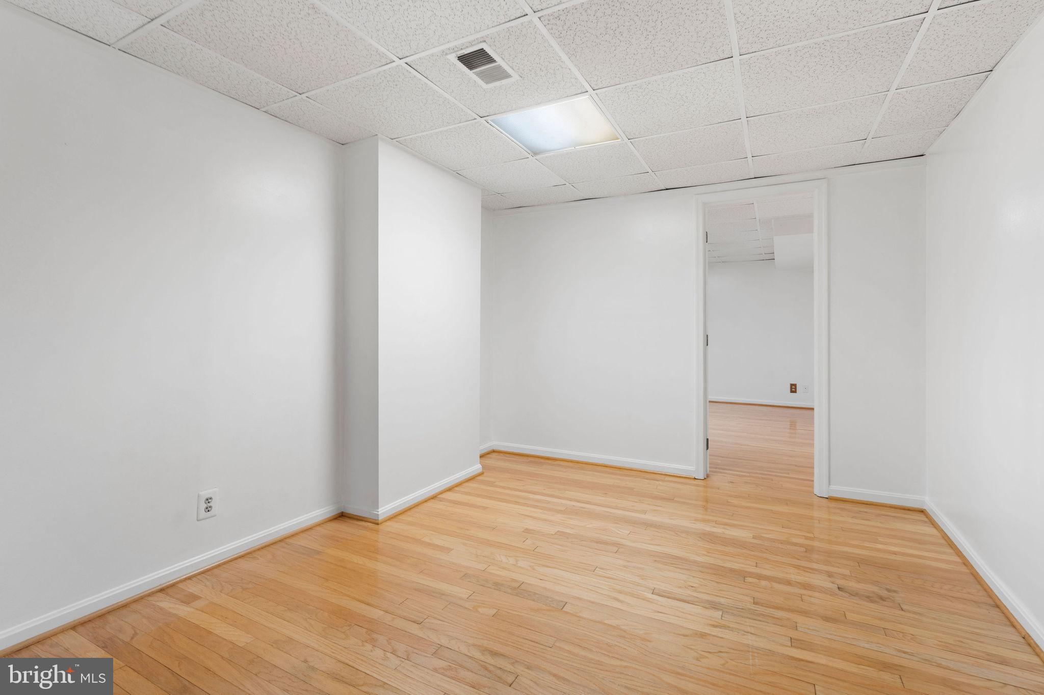 MEADOW WOODS - Residential