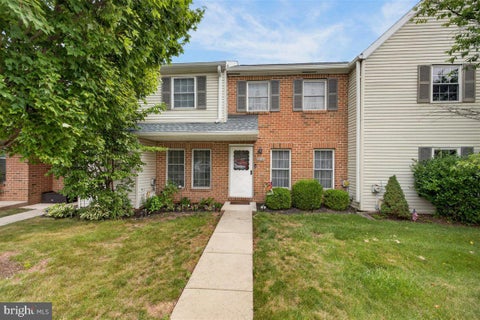 Condo For Sale - 2216 Mulberry Court<br/> Montgomery County, LANSDALE, PA 19446