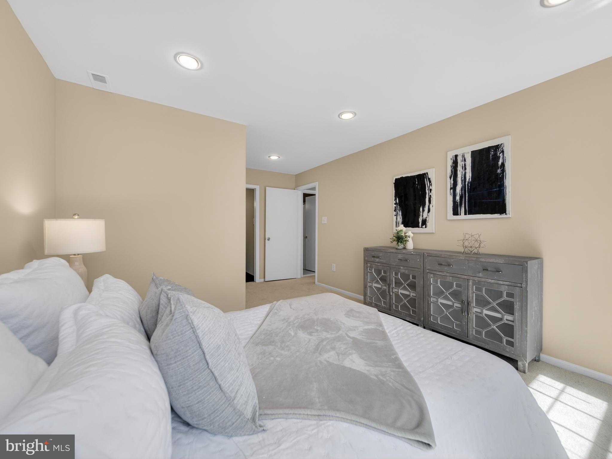 POTOMAC RIDGE - Residential