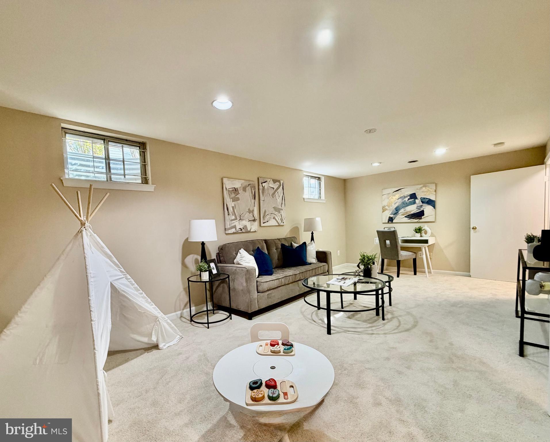 POTOMAC RIDGE - Residential