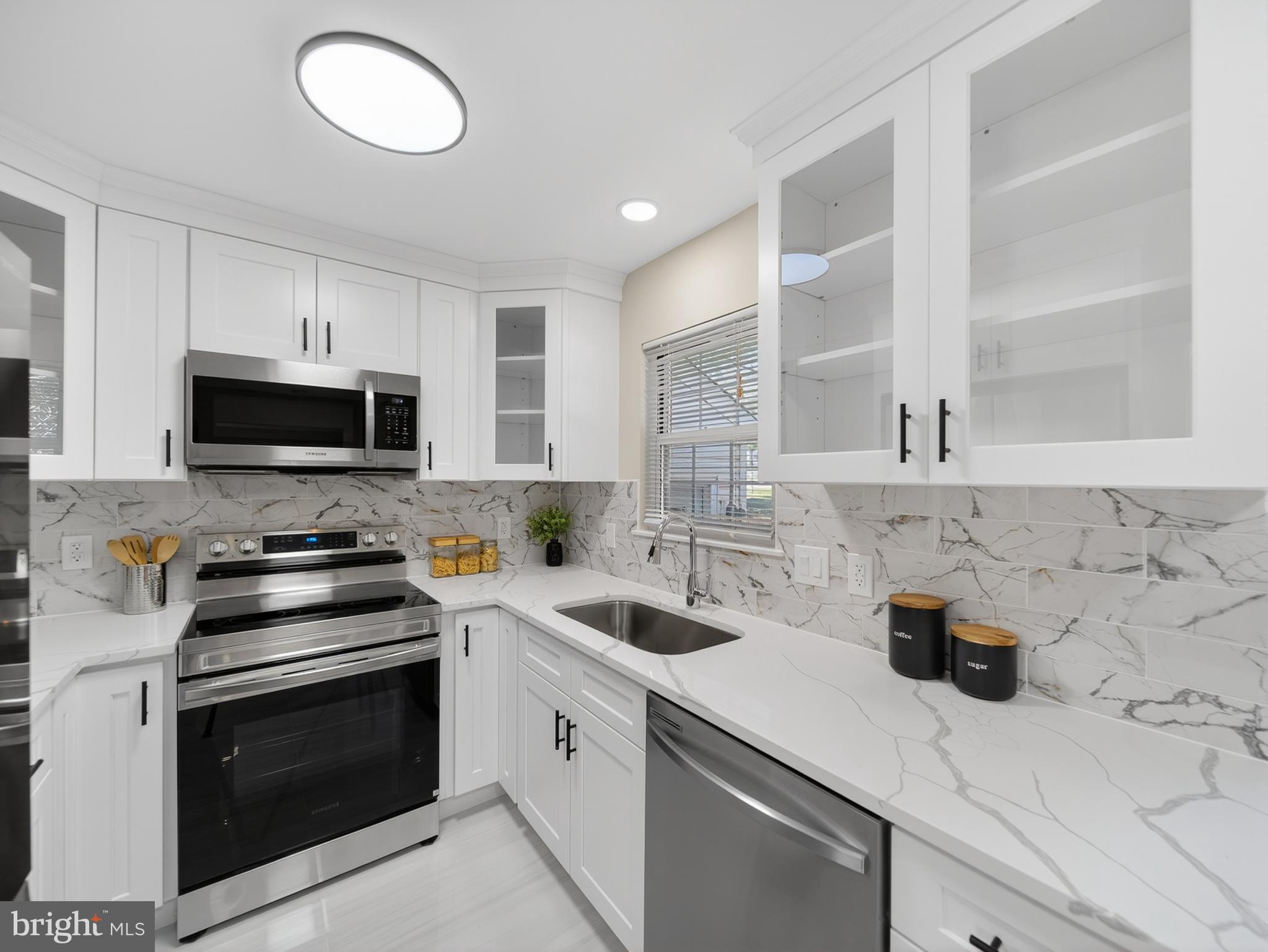 POTOMAC RIDGE - Residential