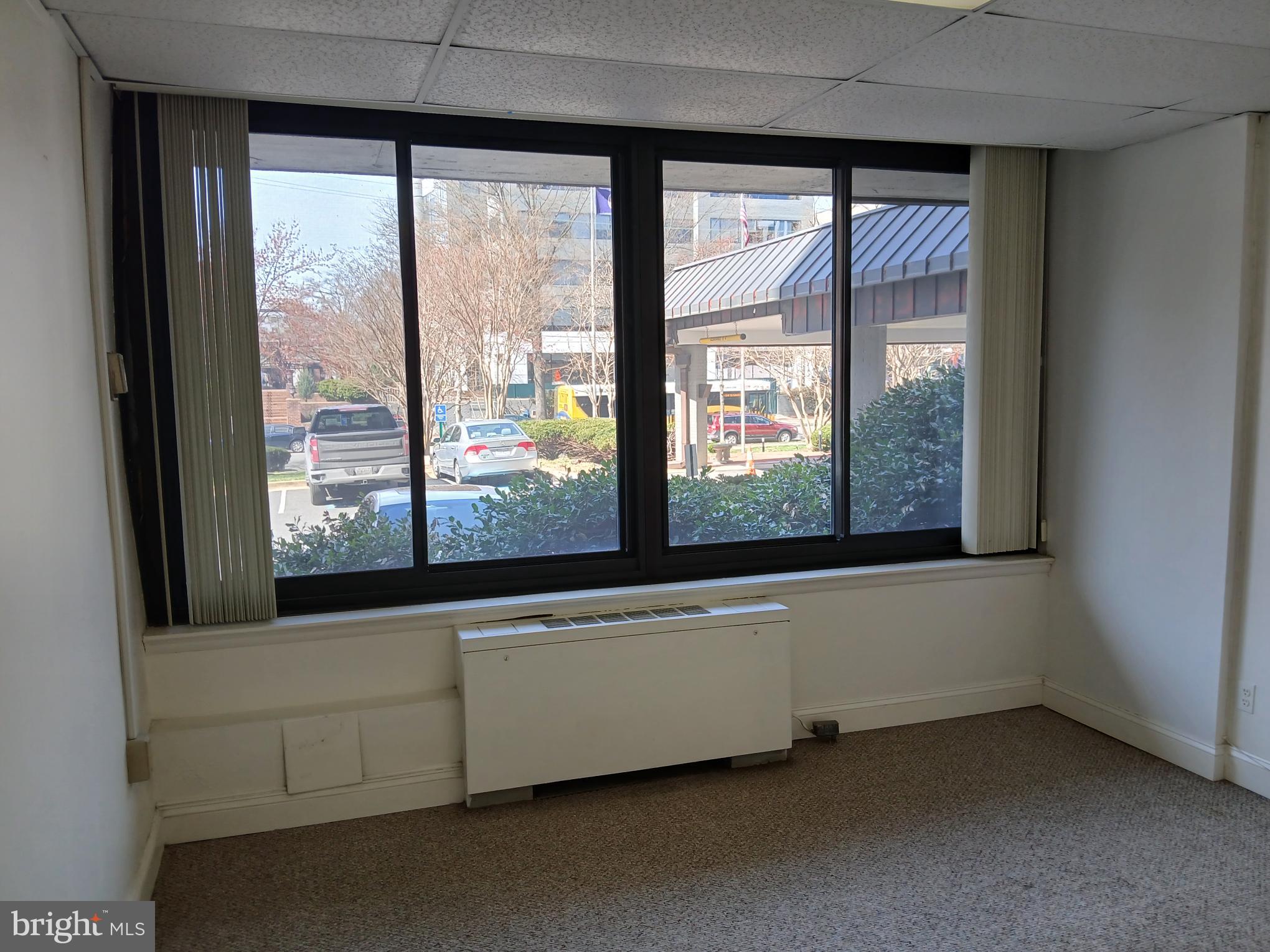 OLD TOWN ALEXANDRIA - Commercial Sale