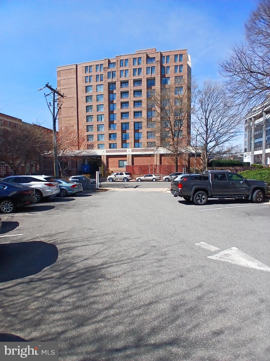 801 N PITT STREET 123