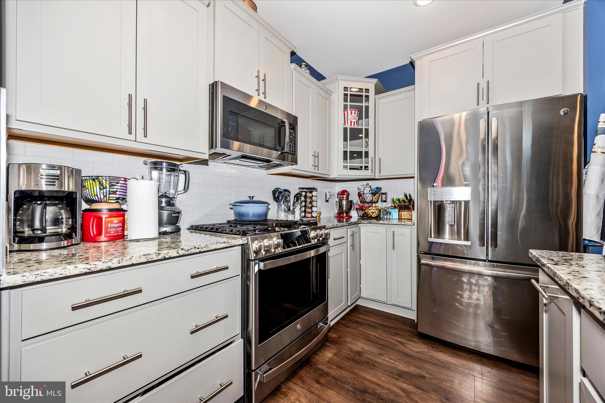 JEFFERSON PLACE - Residential