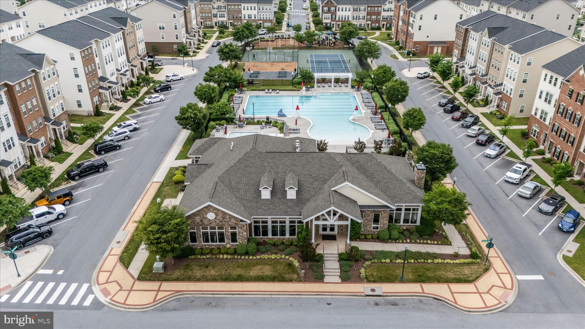 JEFFERSON PLACE - Residential