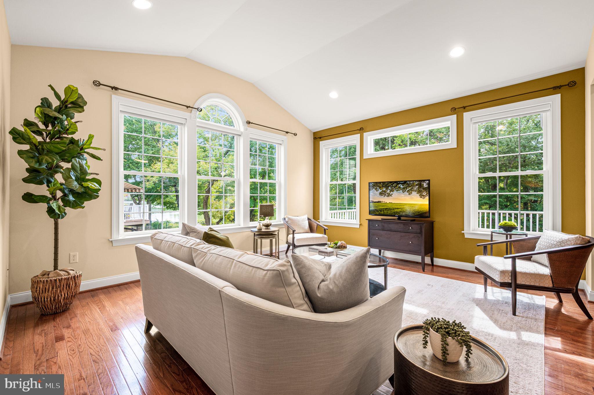 ARBOURS AT W GOSHEN - Residential